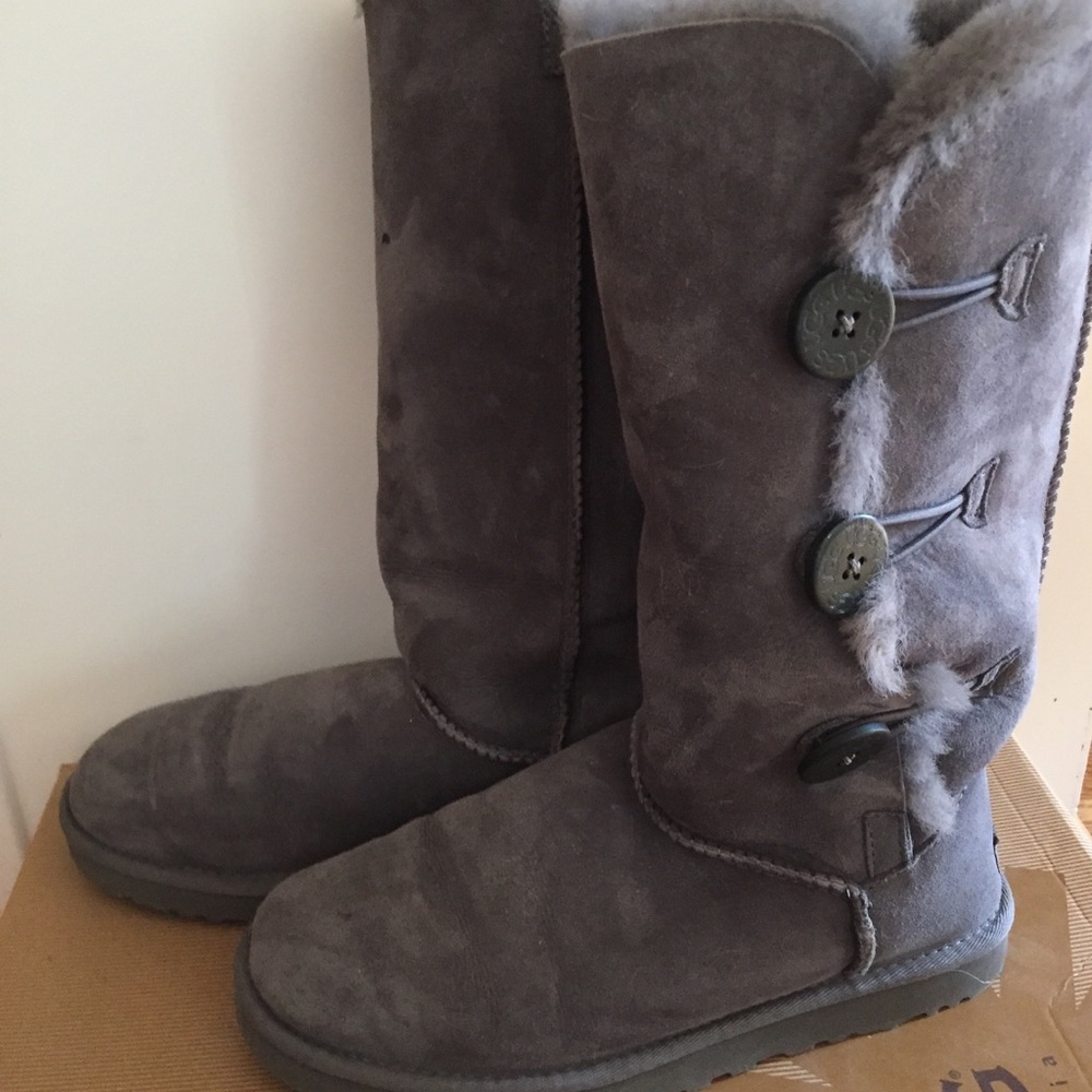 Ugg - grey Bailey Button Triplet